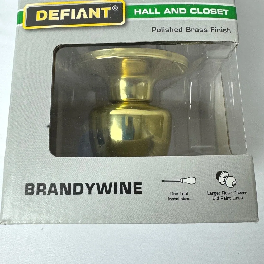 Defiant  Hall Closet Door Knob Set Polished Brass Finish New
